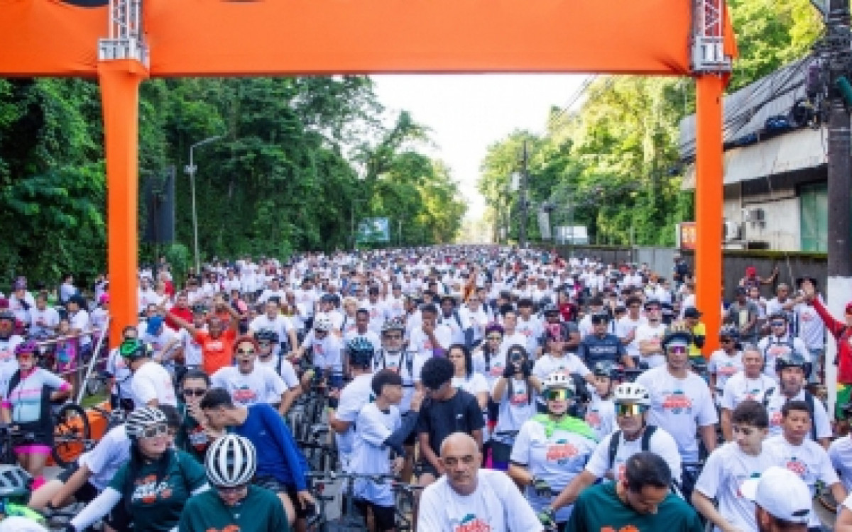 Passeio cicl&iacute;stico re&uacute;ne multid&atilde;o e celebra Dia do Trabalhador em Caxias - Divulga&ccedil;&atilde;o