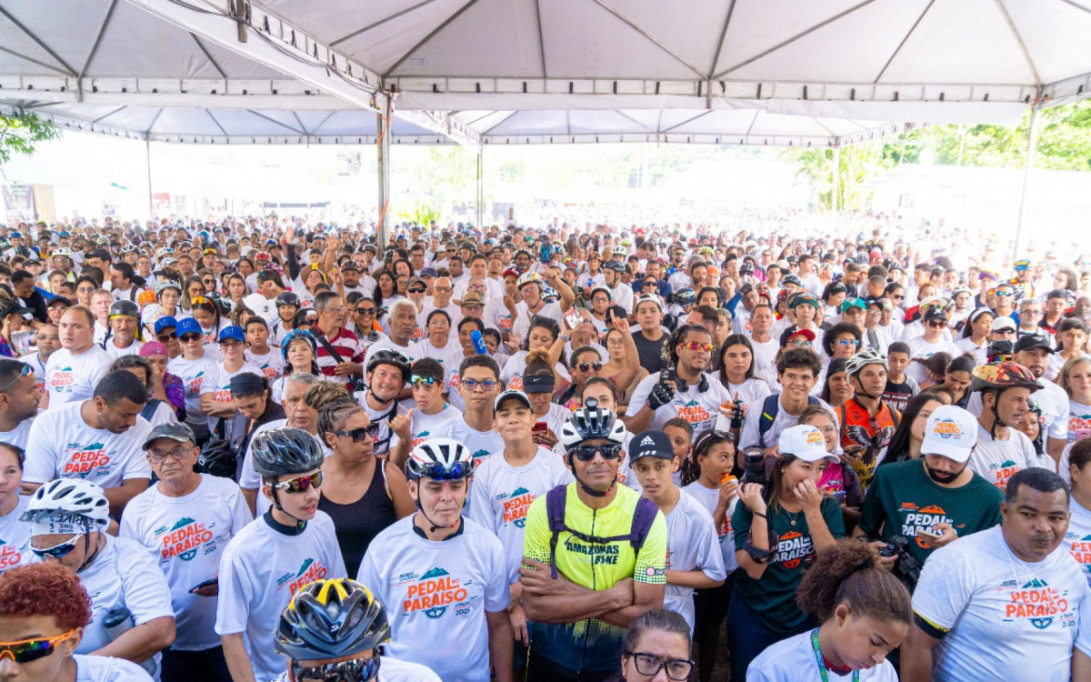 Passeio cicl&iacute;stico re&uacute;ne multid&atilde;o e celebra Dia do Trabalhador em Caxias - Divulga&ccedil;&atilde;o
