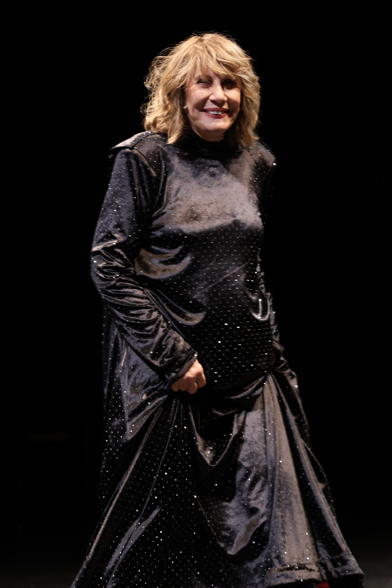 Renata Sorrah estrela o espetáculo 'AO VIVO [dentro da cabeça de alguém]' - Roberto Filho / Brazil News