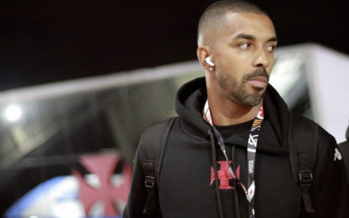 Vasco perde Paulo Henrique, suspenso, para pr&oacute;xima rodada