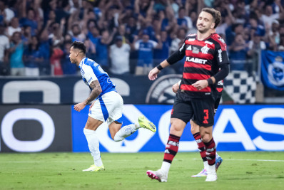 Em reencontro, Gabigol marca no fim e Flamengo perde para o Cruzeiro 