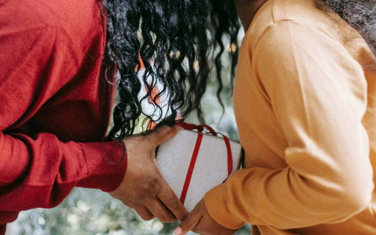 5 ideias de presente para sua m&atilde;e conforme o Ano que ela est&aacute; vivendo