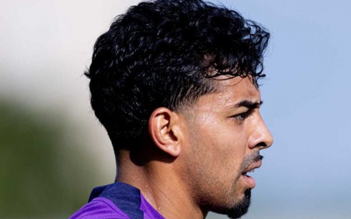 Corinthians vive expectativa para renovar com Matheus Bidu