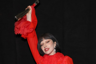 Lady Gaga deixa mensagem no Livro de Ouro do Copacabana Palace