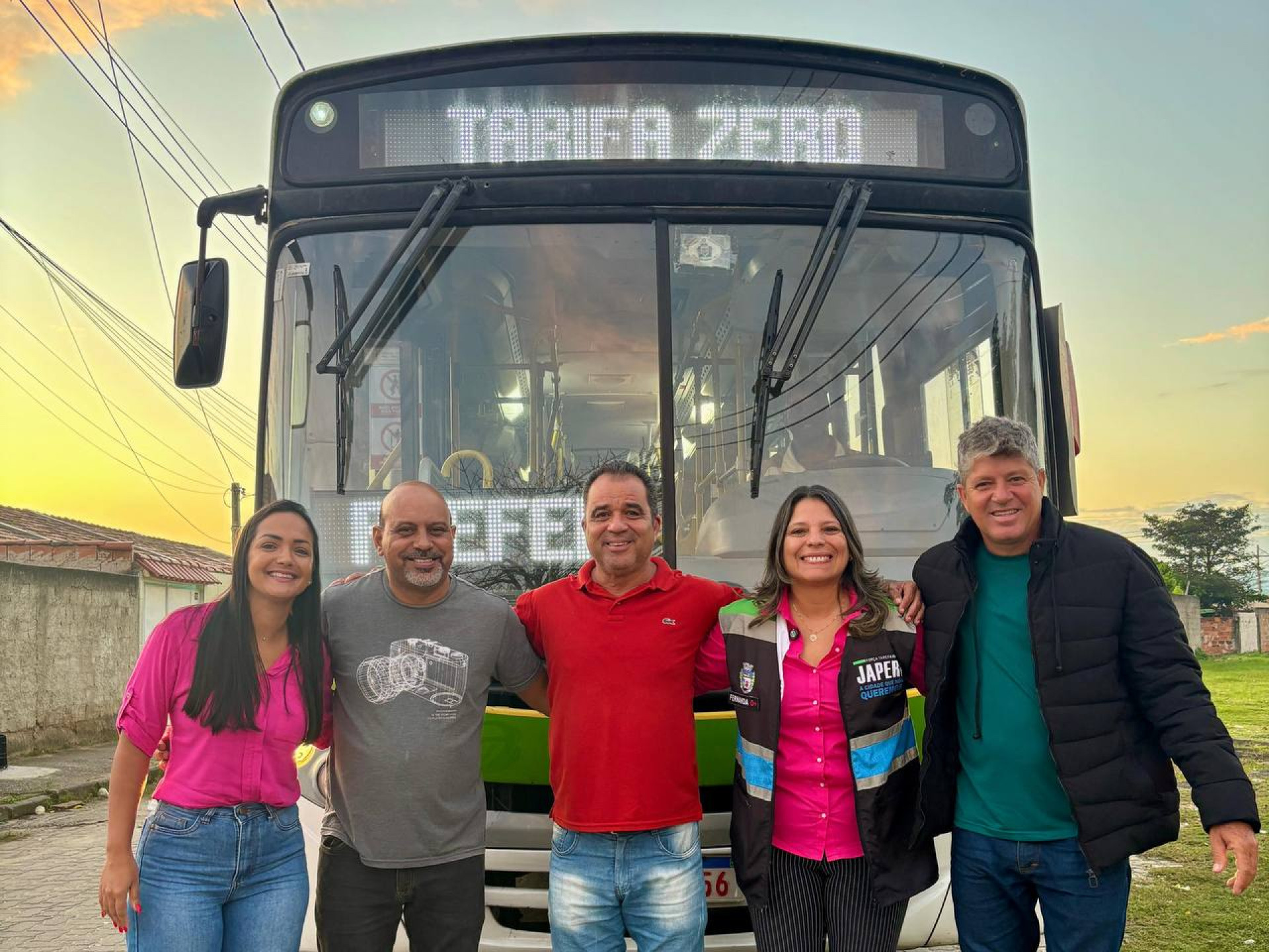 Al&eacute;m da prefeita Ontiveros, tamb&eacute;m participaram do percurso os secret&aacute;rios Marcelo Damasceno, Luiz Henrique e a vereadora Dani Barros - Divulga&ccedil;&atilde;o / PMJ