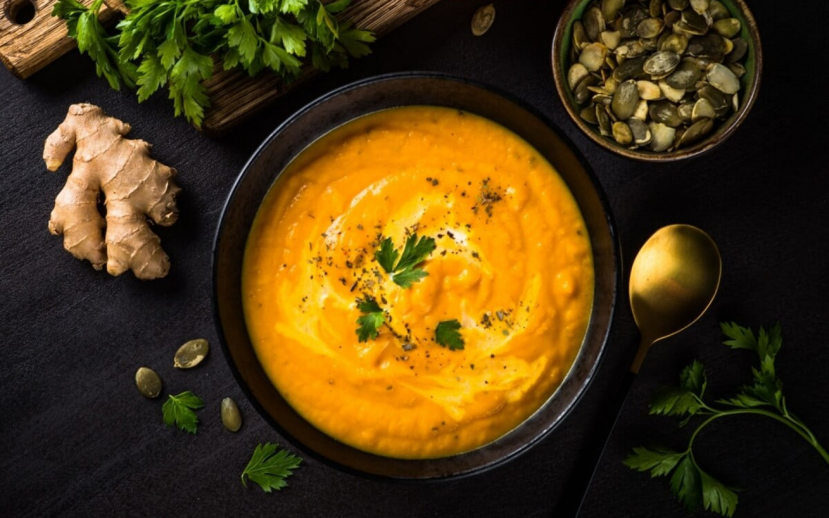 Creme low carb de ab&oacute;bora com gengibre (Imagem: nadianb | Shutterstock)