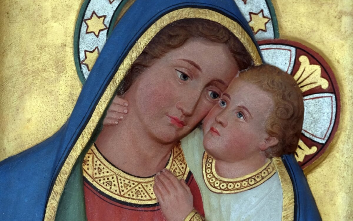 Nossa Senhora do Bom Conselho traz amparo aos fi&eacute;is em momentos de d&uacute;vida (Imagem: Zvonimir Atletic | Shutterstock)