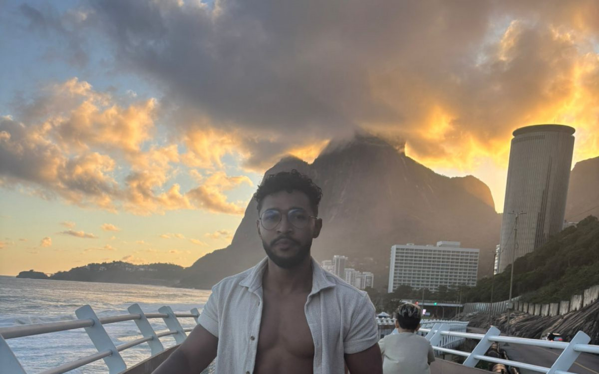 Igor foi visto pela última vez entrando no mar da praia de Ipanema - Reprodução/Arquivo Pessoal