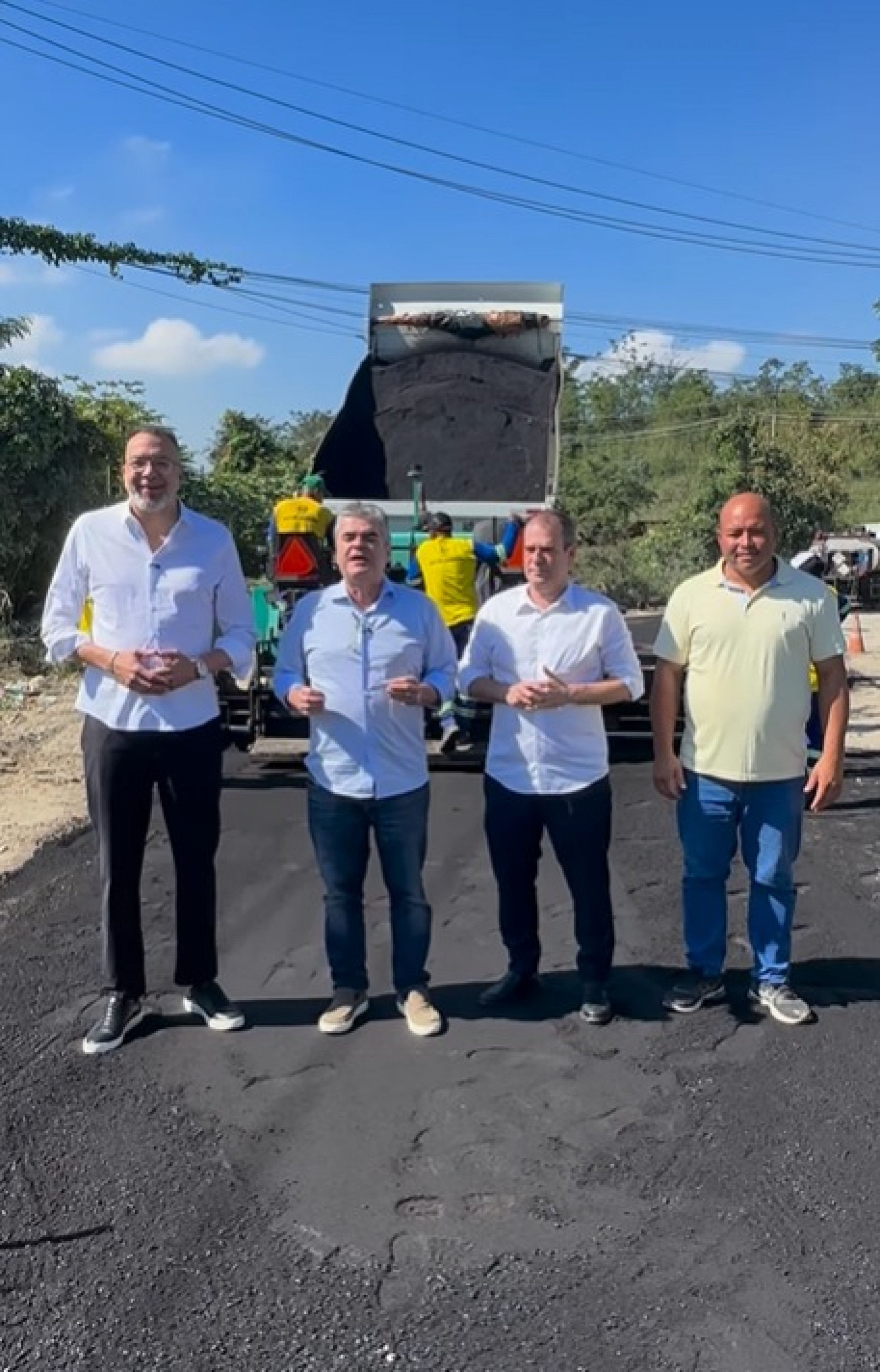 Márcio Canella, Washington Reis, Rosenverg Reis e Dudu Canella acompanharam as obras