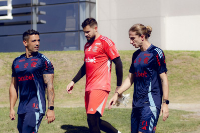 Flamengo vê carência e tentará dois reforços para o ataque no segundo semestre