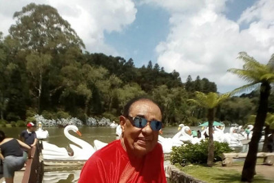 Morre, aos 89 anos, o cantor Almir Saint-Clair