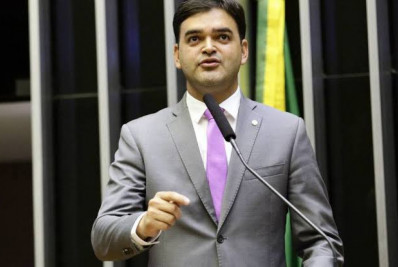 Rubens Pereira Jr. é eleito presidente da comissão especial do IR por unanimidade