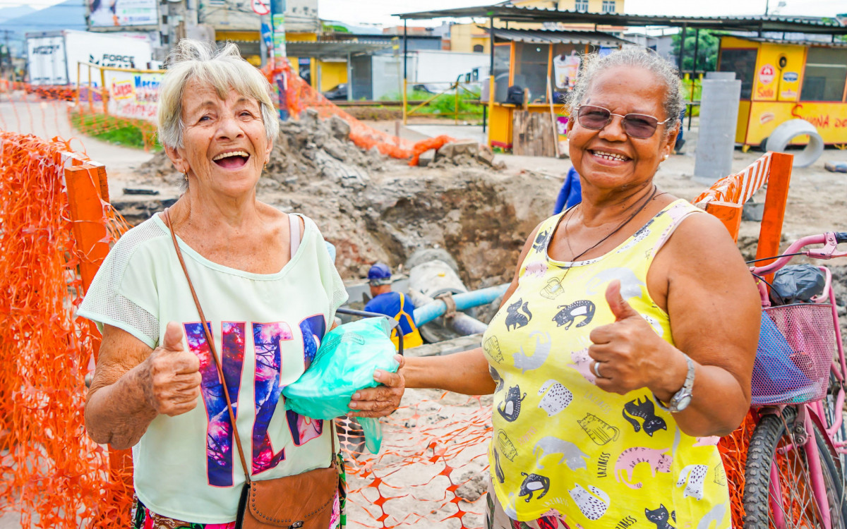 As amigas e moradoras do bairro, Iracema Carmelina e Beatriz da Silva, acompanharam as mudanças com bons olhos