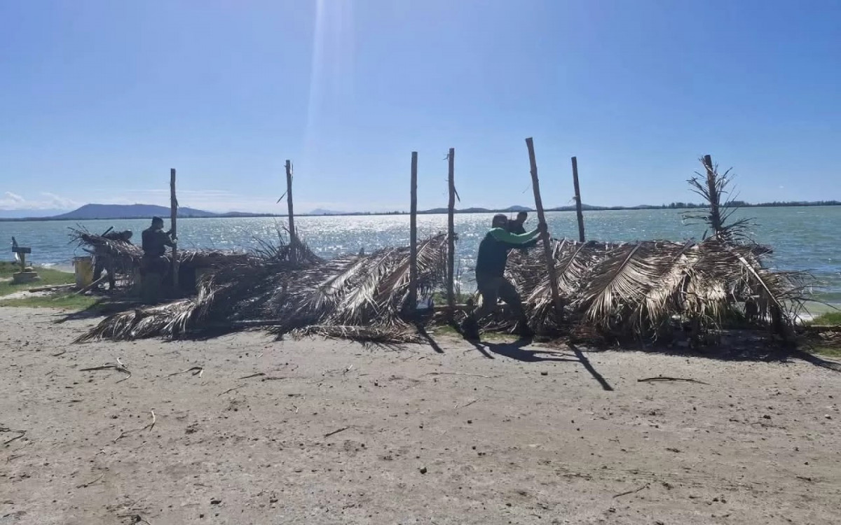 Ocupação irregular é desmontada 