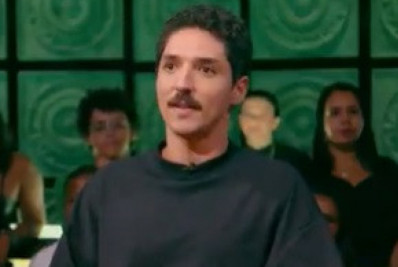 João Vitor Silva conta que cachorra tem 'vício' em comer preservativos