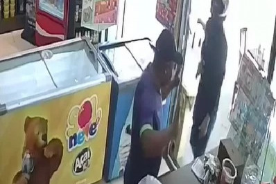 Dois assaltos são registrados por câmeras nesta terça-feira (6) em Araruama