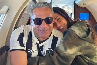 Pai de Anitta detona técnico do Botafogo e pede contratação de Jorge Jesus