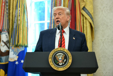 Trump defende veto a estudantes estrangeiros em Harvard