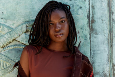 Jessica Marques, de 'Vale Tudo', aponta semelhanças com personagem: 'Adoro dar conselhos'