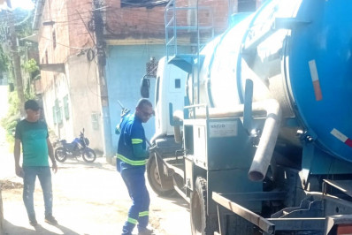 Prefeitura de Belford Roxo realiza troca de tampas de esgotos e desentope bueiros em várias ruas