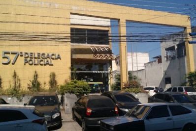 Polícia prende homem durante 'rolezinho' de moto em Nilópolis