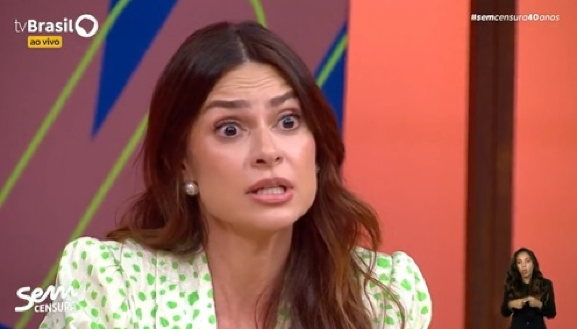 Thaila Ayala foi perseguida por fotógrafos após divórcio de Paulinho Vilhena - Reprodução de Vídeo