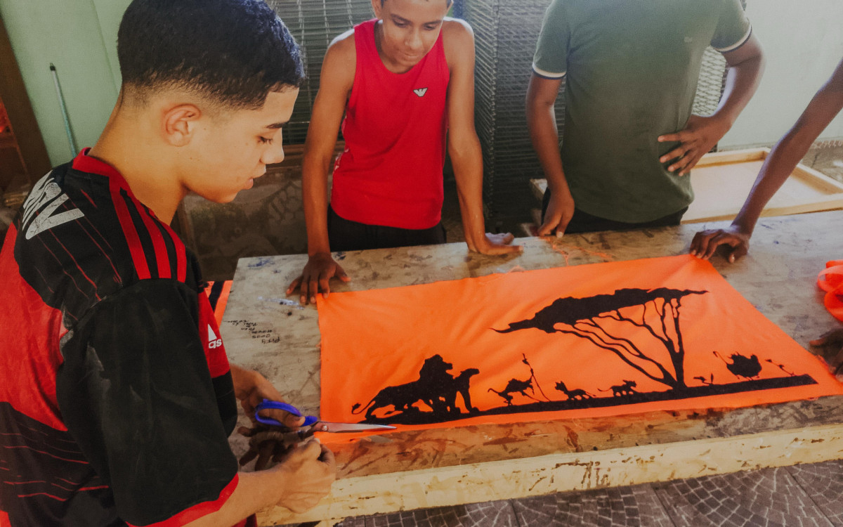 As fantasias preparadas por eles homenageiam o famoso desenho animado da Disney Rei Leão