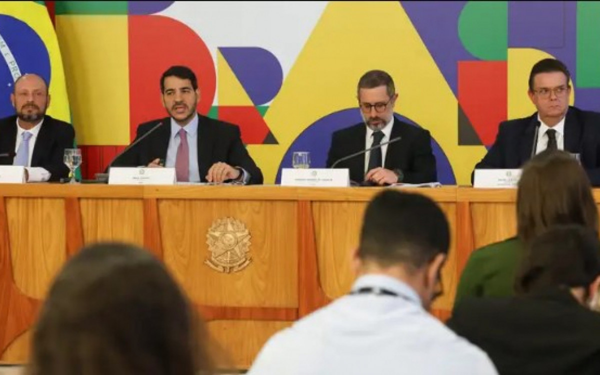 Na quinta-feira, o governo federal detalhou as medidas contra as fraudes do INSS em coletiva