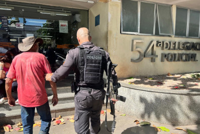 Belford Roxo: ‘Linha Direta com Canella'  ajuda a prender homem que atirou em cachorro da vizinha