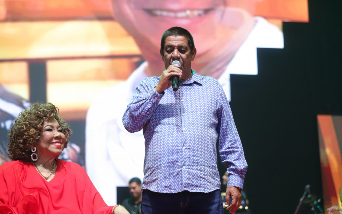 Zeca Pagodinho faz participação especial no show de Alcione - Thiago Mattos/ BrazilNews