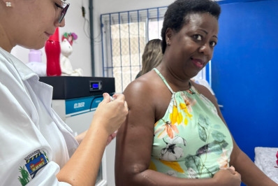 Famílias unidas na prevenção contra a gripe marcam o 'Dia D’ de Vacinação em Japeri