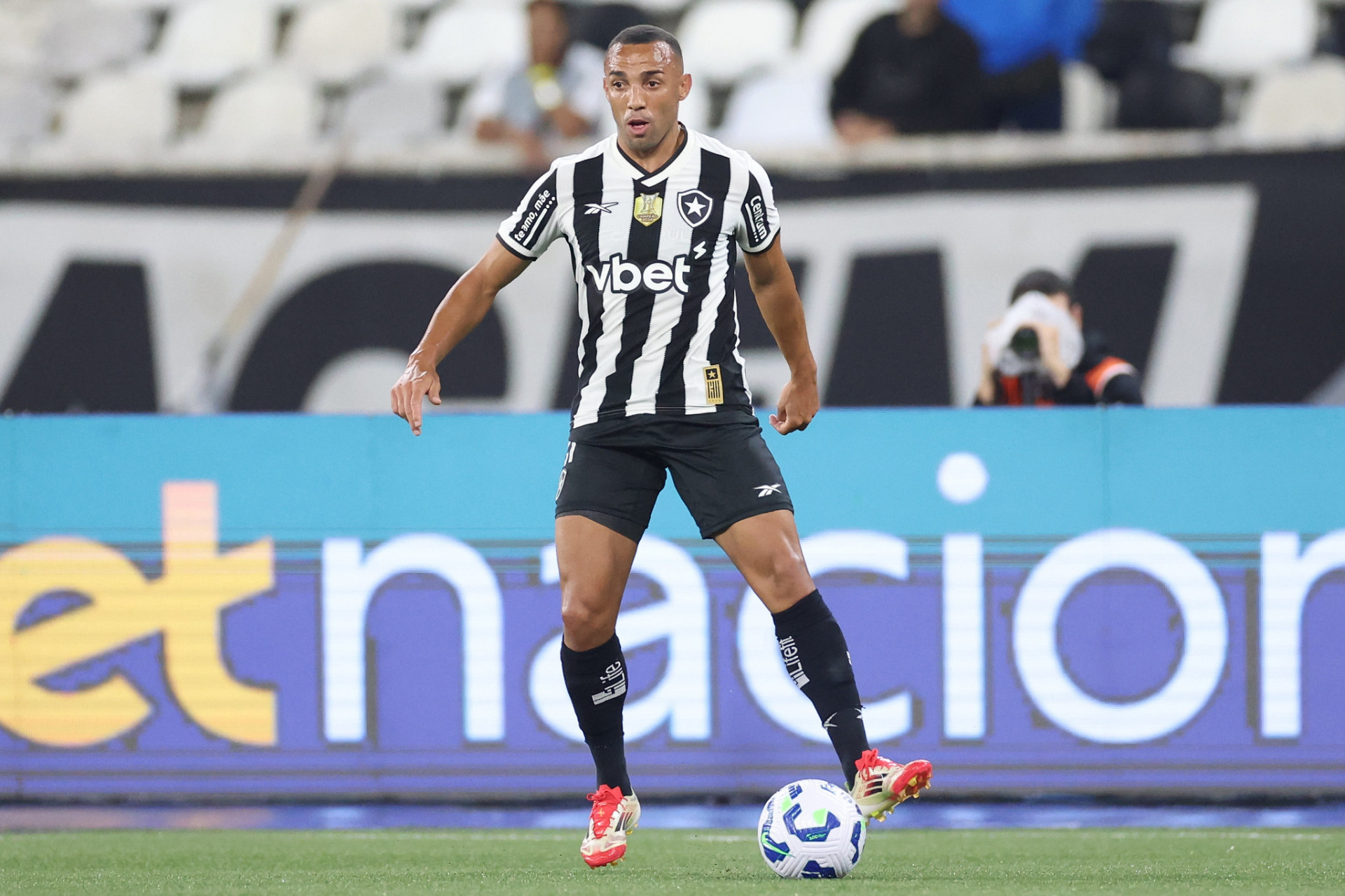 Marçal fez o primeiro jogo pelo Botafogo desde que voltou - Vítor Silva/Botafogo