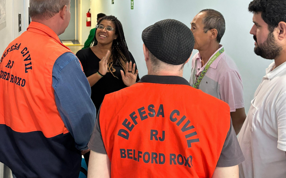 Secretário Evalder Perini (E) elogiou a união de forças em benefício da população