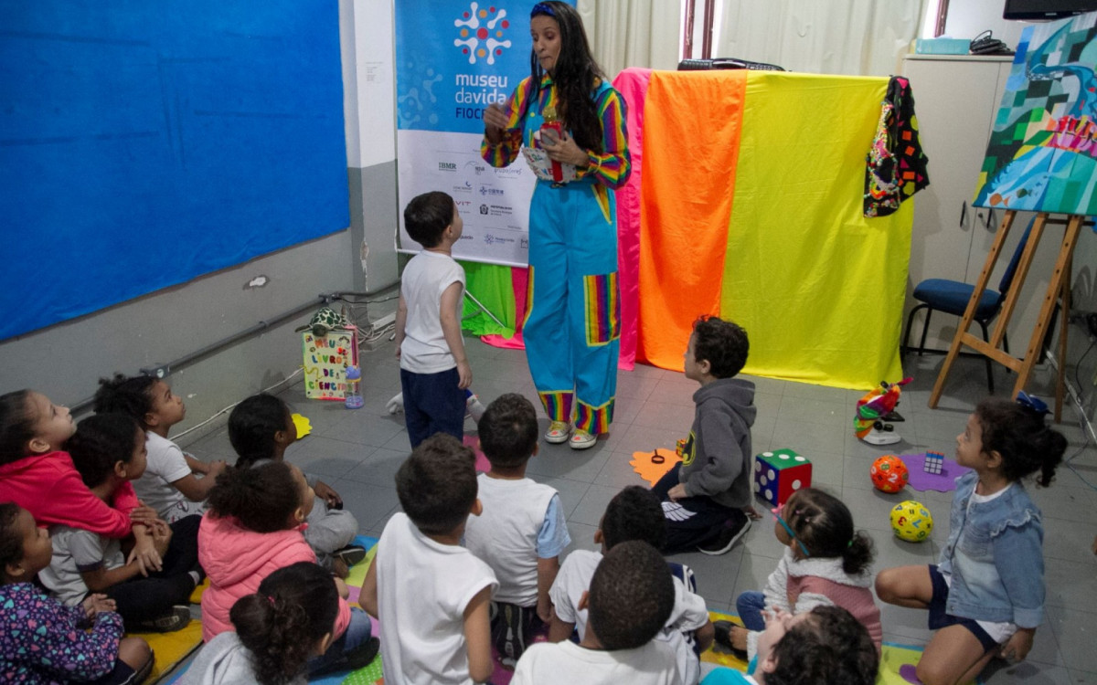 Contação de histórias