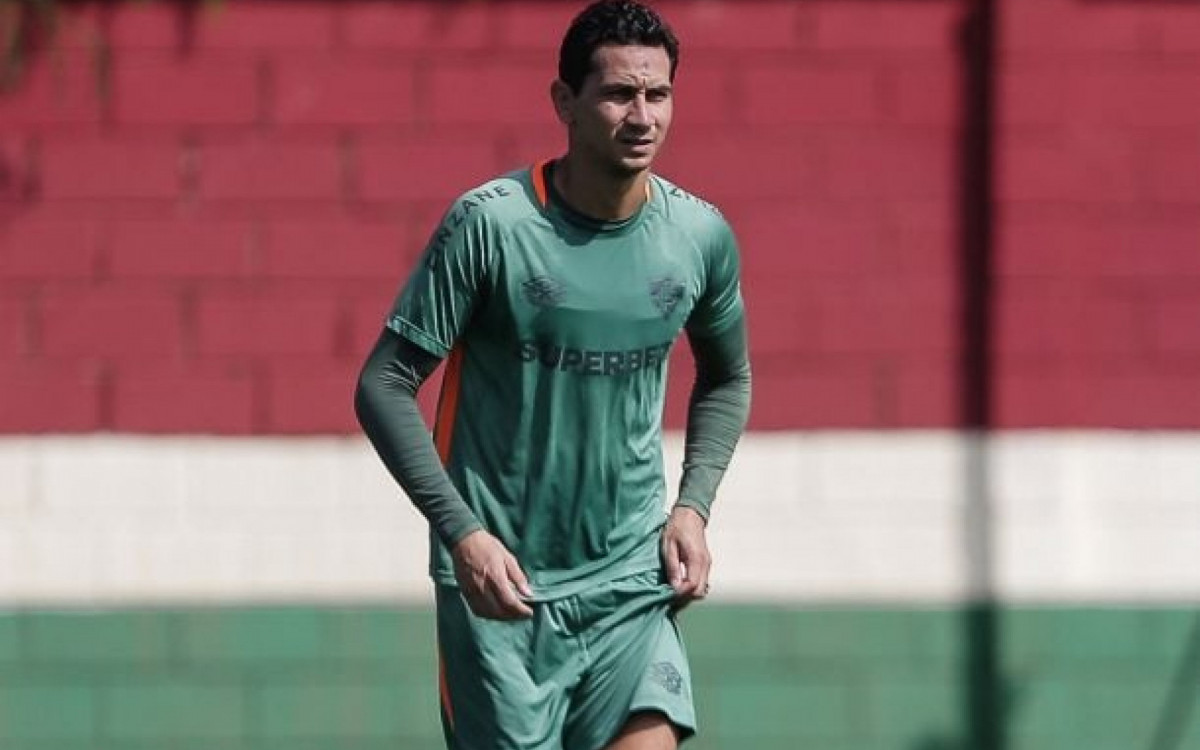Renato Ga&uacute;cho explica aus&ecirc;ncia de Ganso em derrota do Fluminense