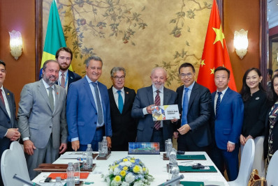 Lula diz que parceria entre Brasil e China é indestrutível e faz contraponto a Trump em Pequim