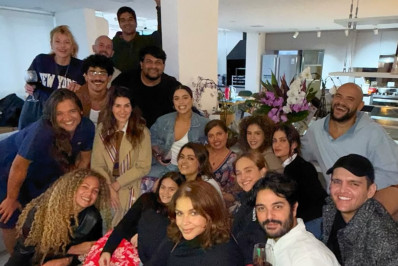 Preta Gil reúne amigos antes de viajar para realizar novo tratamento contra o câncer