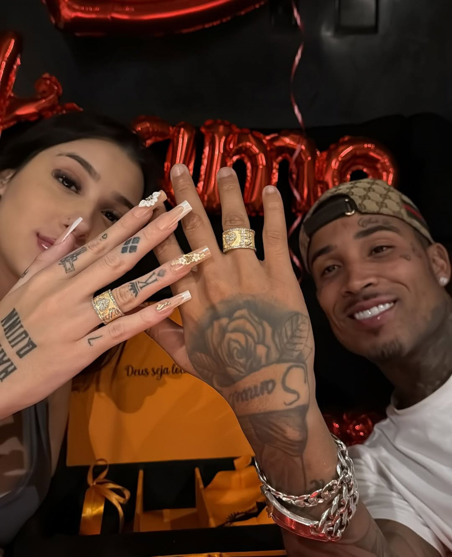 Bia Miranda e Gato Preto oficializam namoro após nascimento da filha e 1 ano de idas e vindas
 - Reprodução / Instagram 