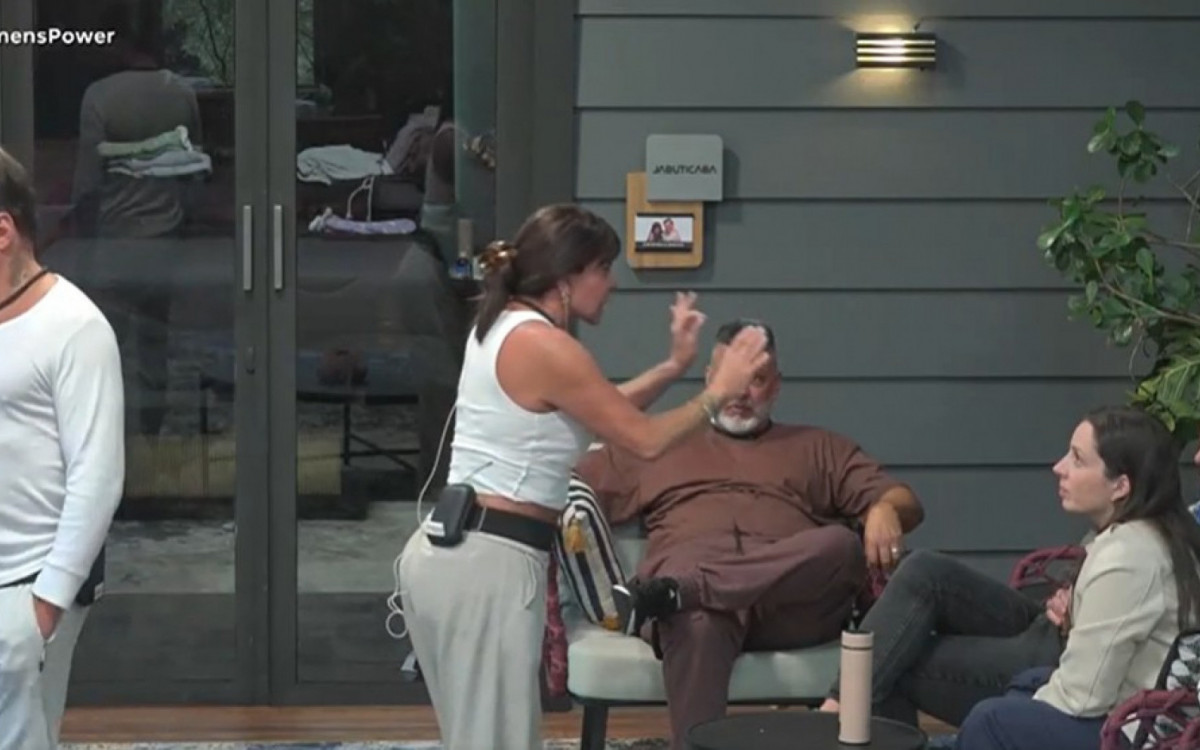 Gretchen desabafa sobre Tali com Carol e Radamés - Reprodução/Record