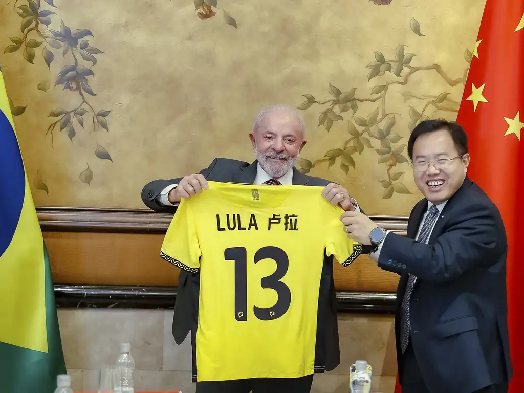 Lula elogia Ancelotti, mas vê outro problema na Seleção: 'Safra é mais frágil'