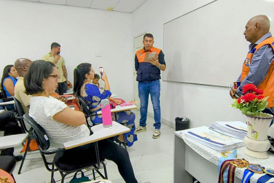 Defesa Civil entrega certificados a novos voluntários de 2025