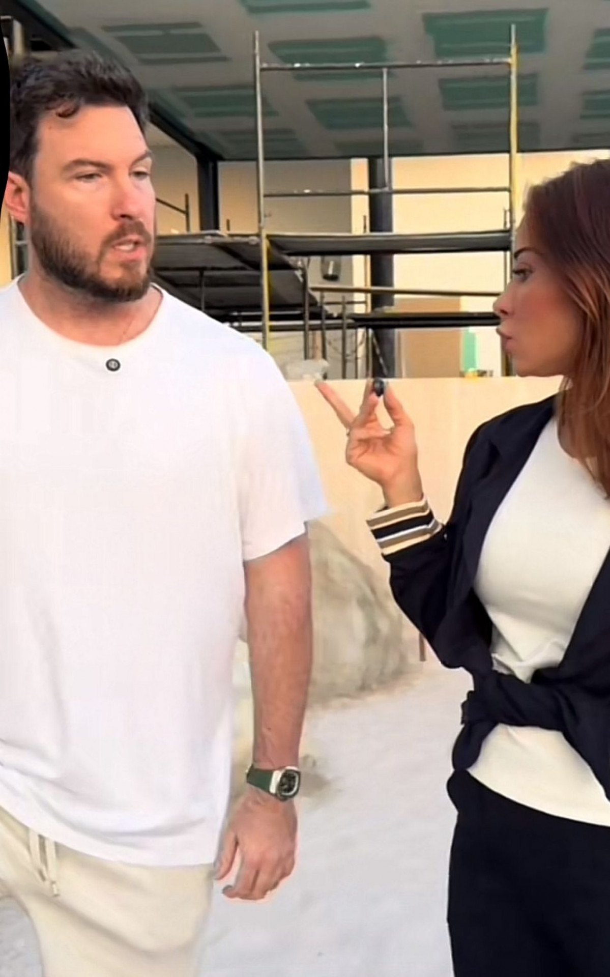 Maíra Cardi e Thiago Nigro revelam lago artificial com ozônio em mansão  - reprodução TikTok