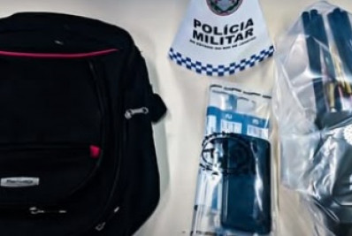 PM recupera veículos roubados e detém criminoso em Meriti