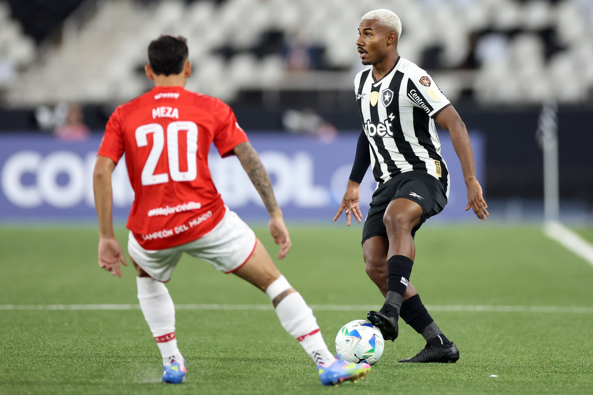 Cuiabano. Botafogo x Estudiantes pela Conmebol Libertadores no Estadio Nilton Santos. 14 de Maio de 2025, Rio de Janeiro, RJ, Brasil. Foto: Vitor Silva/Botafogo. Imagem protegida pela Lei do Direito Autoral Nº 9.610, DE 19 DE FEVEREIRO DE 1998. Sendo proibido qualquer uso comercial, remunerado e manipulacao/alteracao da obra. - Vitor Silva/Botafogo