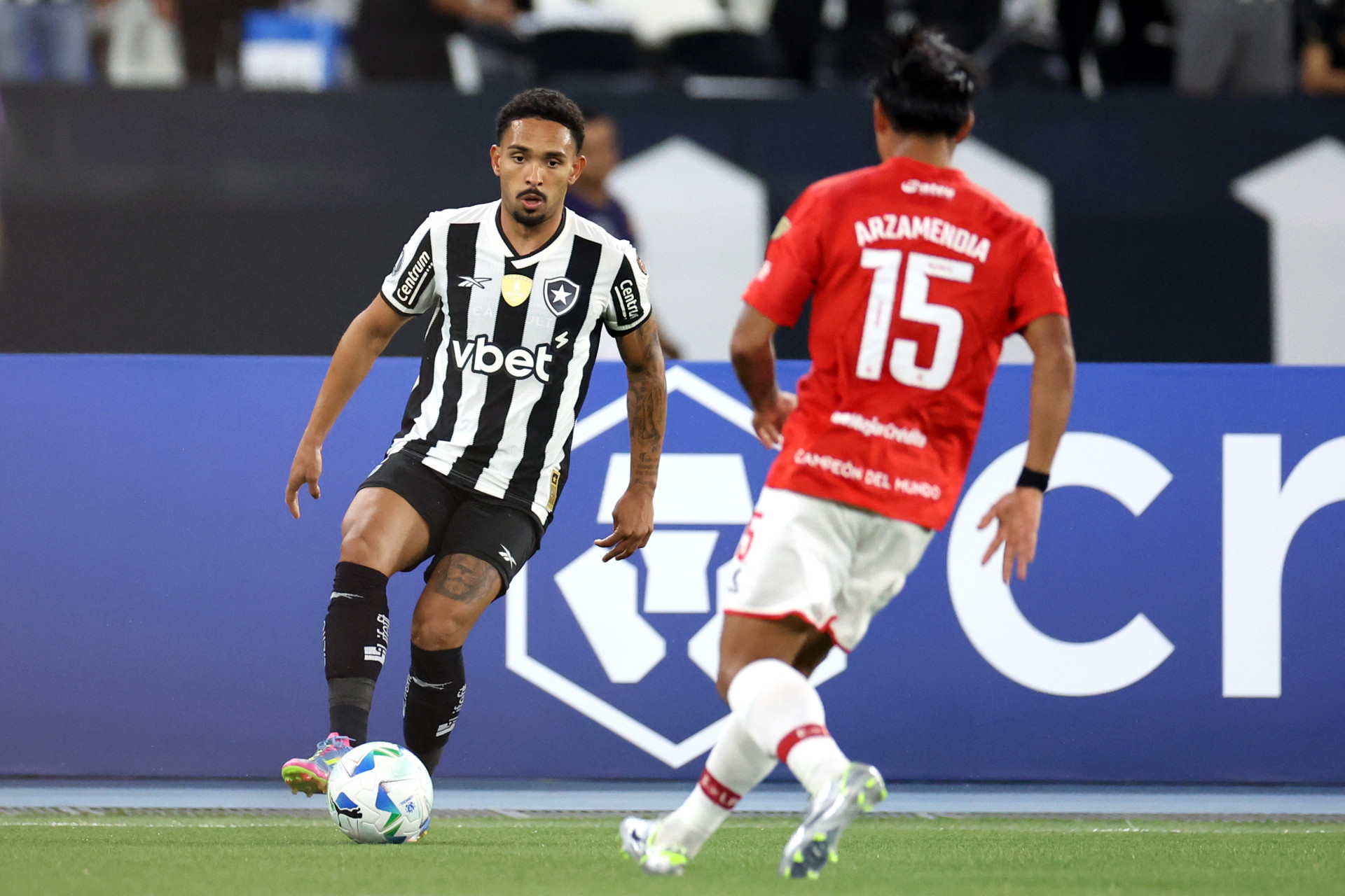 Vitinho. Botafogo x Estudiantes pela Conmebol Libertadores no Estadio Nilton Santos. 14 de Maio de 2025, Rio de Janeiro, RJ, Brasil. Foto: Vitor Silva/Botafogo. Imagem protegida pela Lei do Direito Autoral Nº 9.610, DE 19 DE FEVEREIRO DE 1998. Sendo proibido qualquer uso comercial, remunerado e manipulacao/alteracao da obra. - Vitor Silva/Botafogo