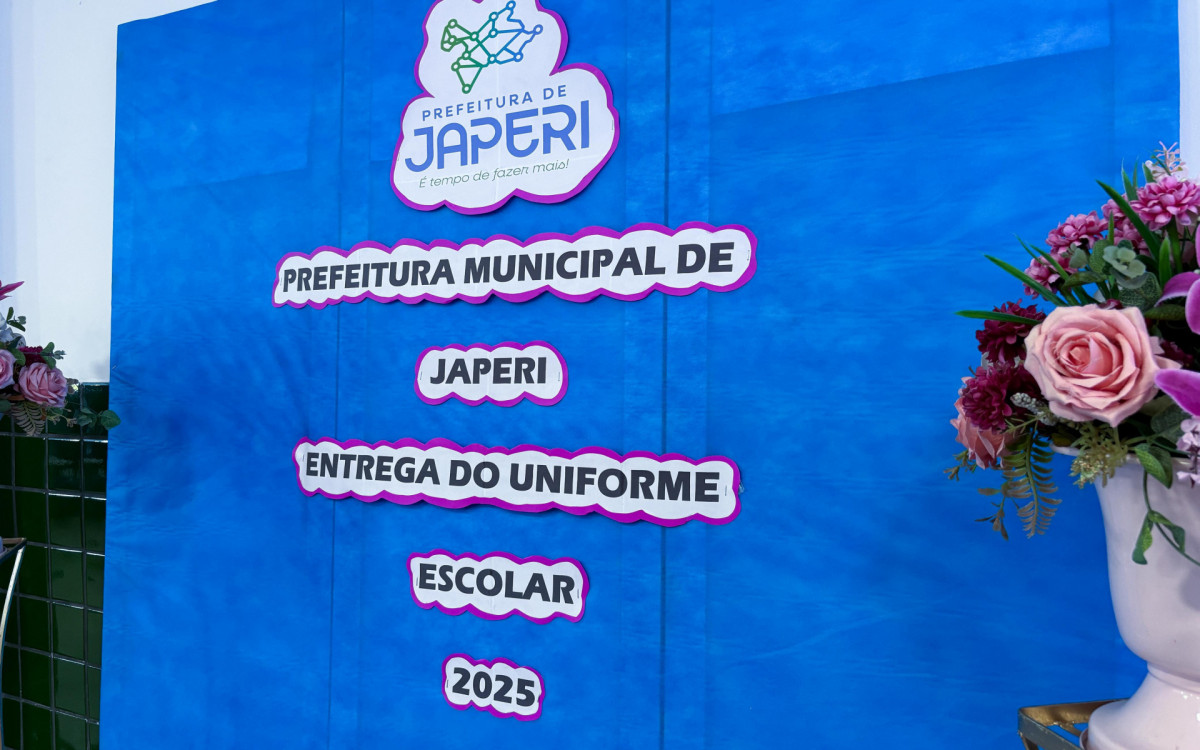 A cerimônia aconteceu no auditório da Escola Municipal João XXIII e contou com a presença de gestores de diversas unidades