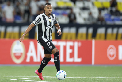Marlon Freitas desafoga o time nas últimas duas vitórias do Botafogo