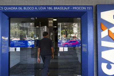 Caixa libera abono salarial para nascidos em maio e junho