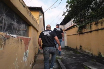 Liderada por ex-PM, quadrilha envolvida em fraudes milionárias é alvo de operação