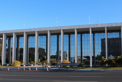 CNJ autoriza pagamento de licença retroativa de até R$ 46 mil a juízes do TJDFT
